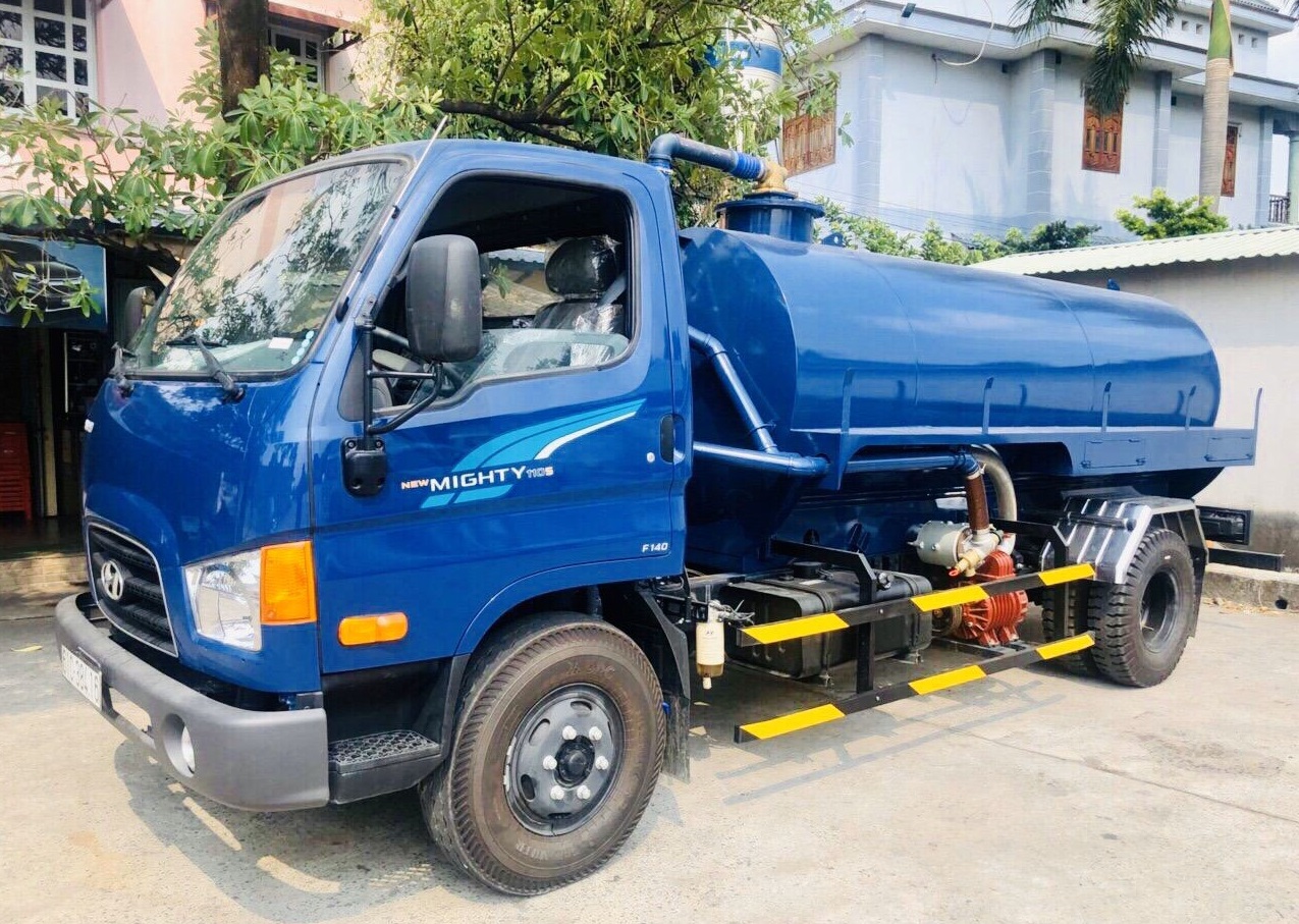 Dịch vụ hút hầm cầu do chúng tôi thực hiện