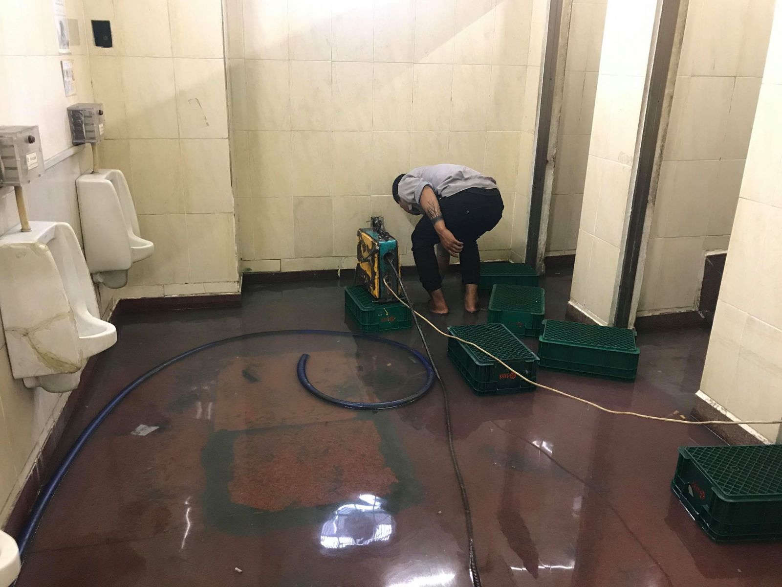 Dịch vụ thông cống nghẹt tại Dĩ An Bình Dương